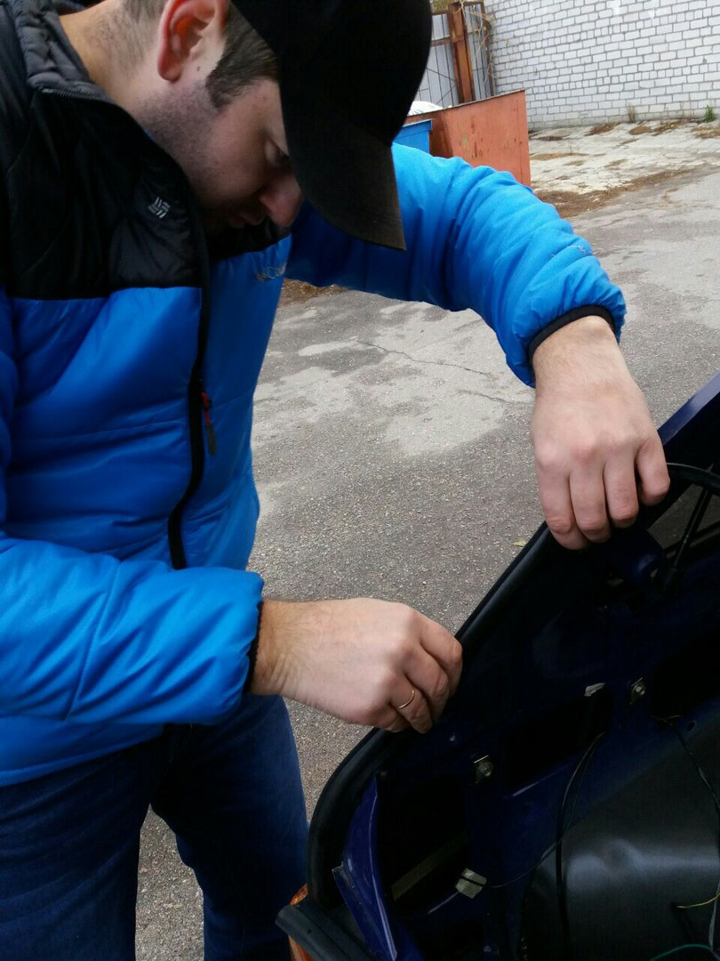 Заміна ущільнювачів отворів 5