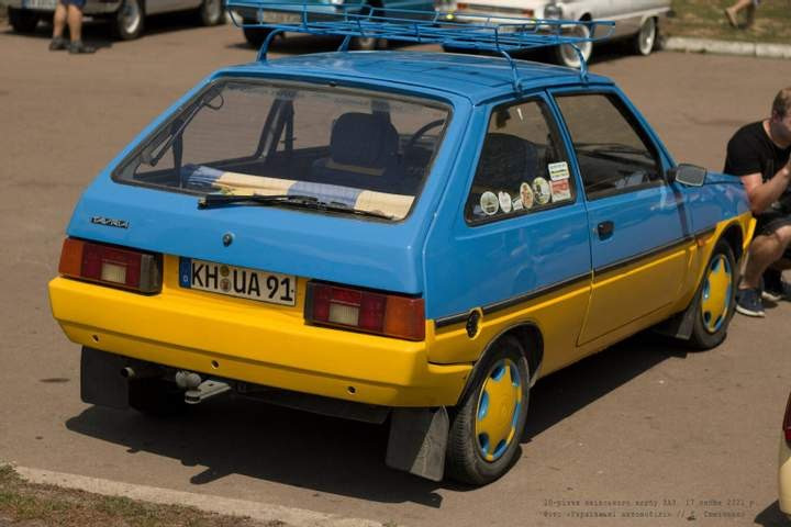 Автомобіль як символ країни. Fiat 126p & ЗаЗ 1102 2