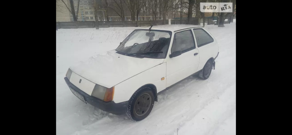 Праворульна Таврія 3