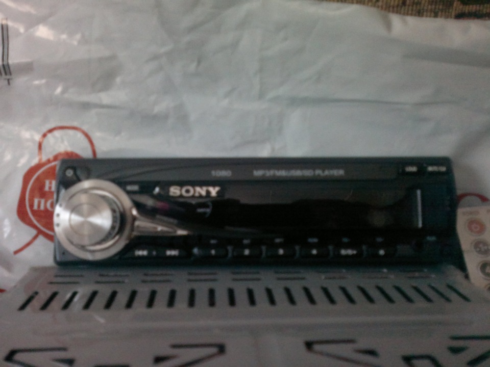 SONY 1080 USB/SD/FM 2