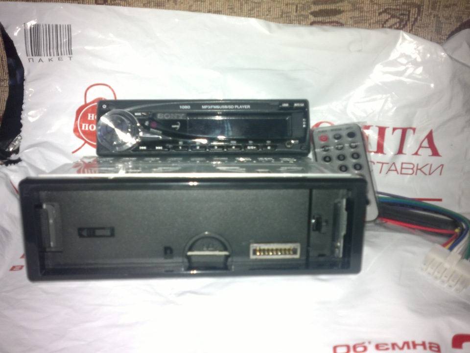 SONY 1080 USB/SD/FM 1