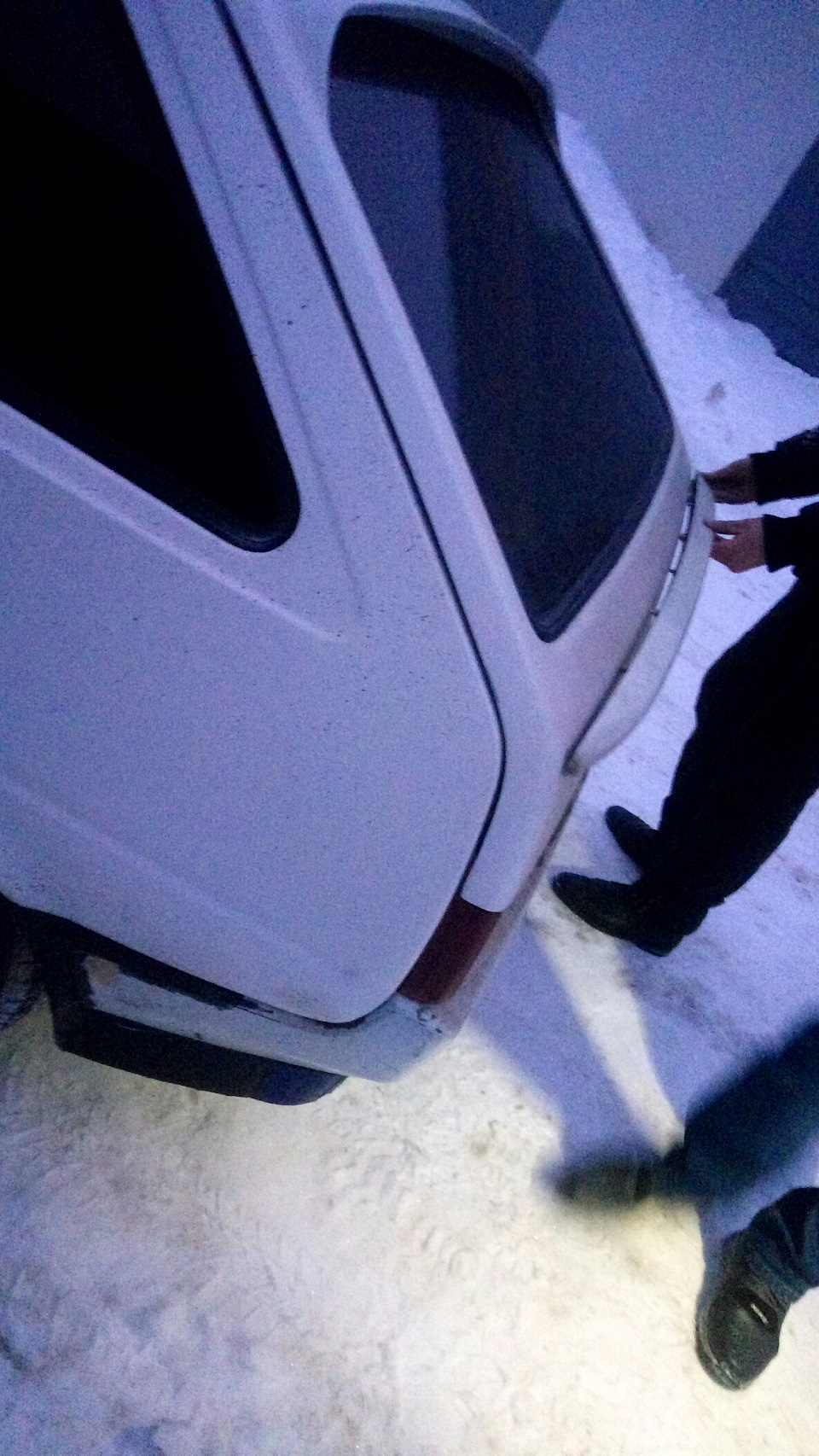 Прикладка спойлера від Peugeot 309 2