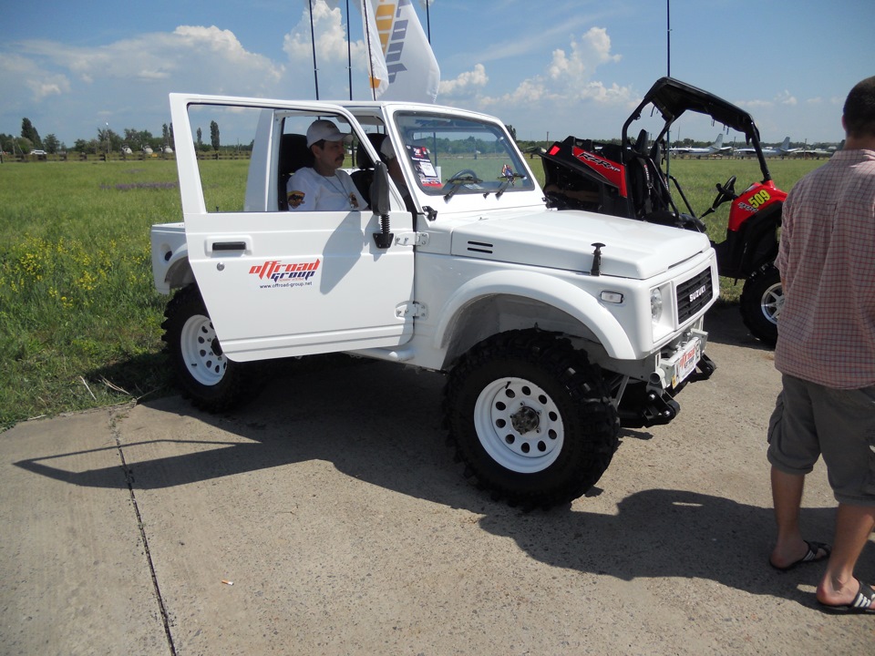 Дефки, тачки, літаки або поїздка на TUNINGFEST 5
