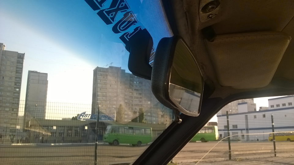 Салонне дзеркало Lanos 2