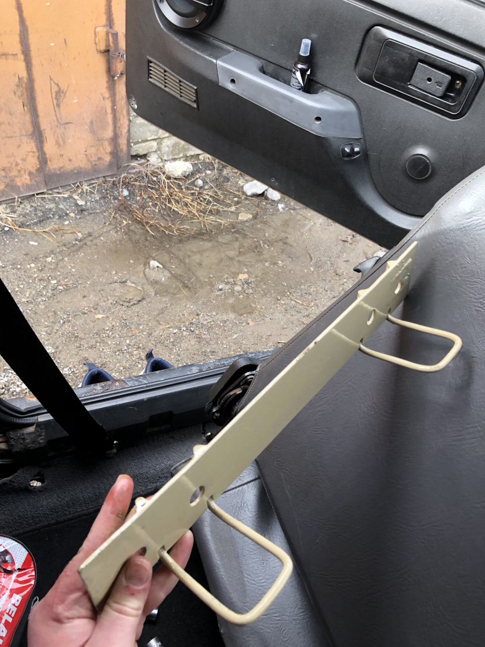 Автокрісло з Isofix у Таврії 3