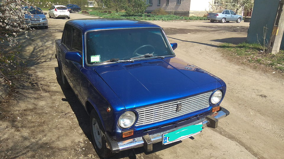Пофарбував авто ВАЗ 21011 1