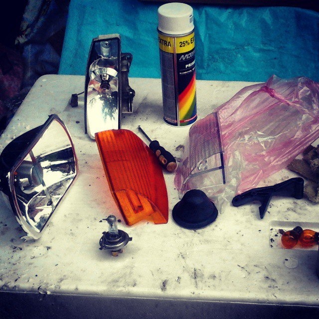 Білі поворотники, і відбивач фари) 1