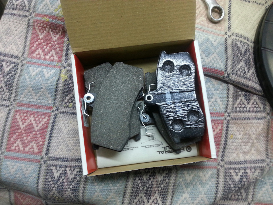 Нові гальма BREMBO MAX колодки FERODO RED 3