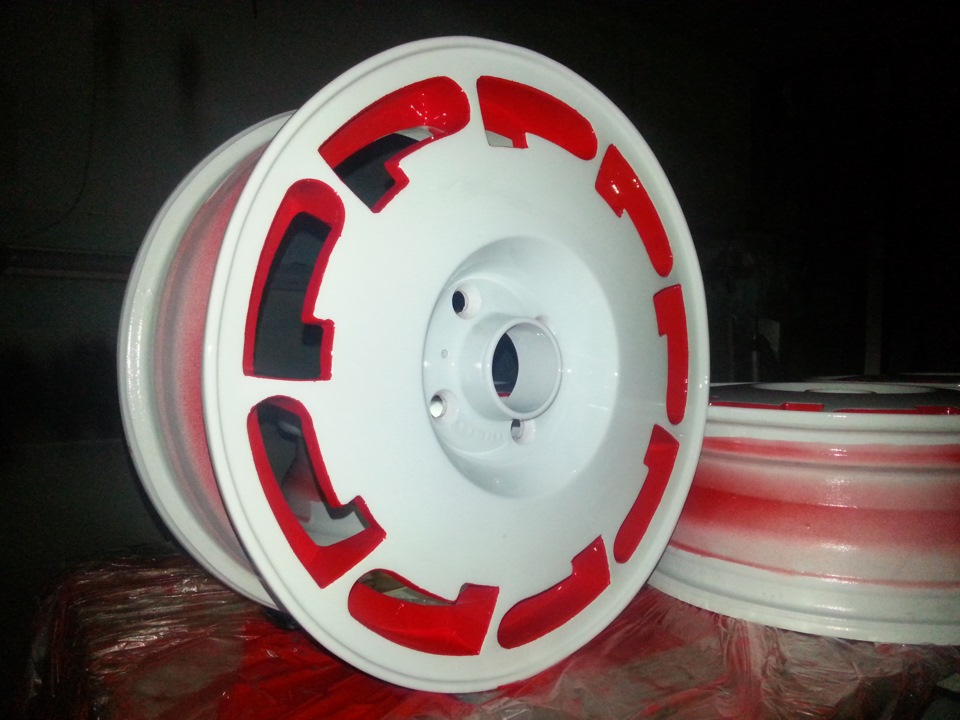 Продам Ronal Pirelli p-slots r15 1