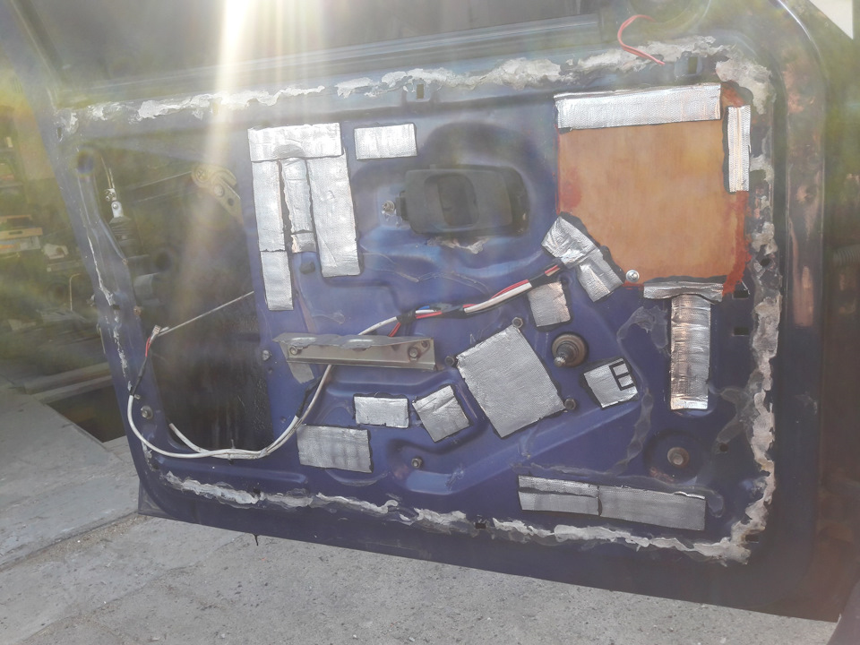Подіуми під динаміки у дверні карти дубль 2, Сабвуфер Alphard Machete M15d4 5