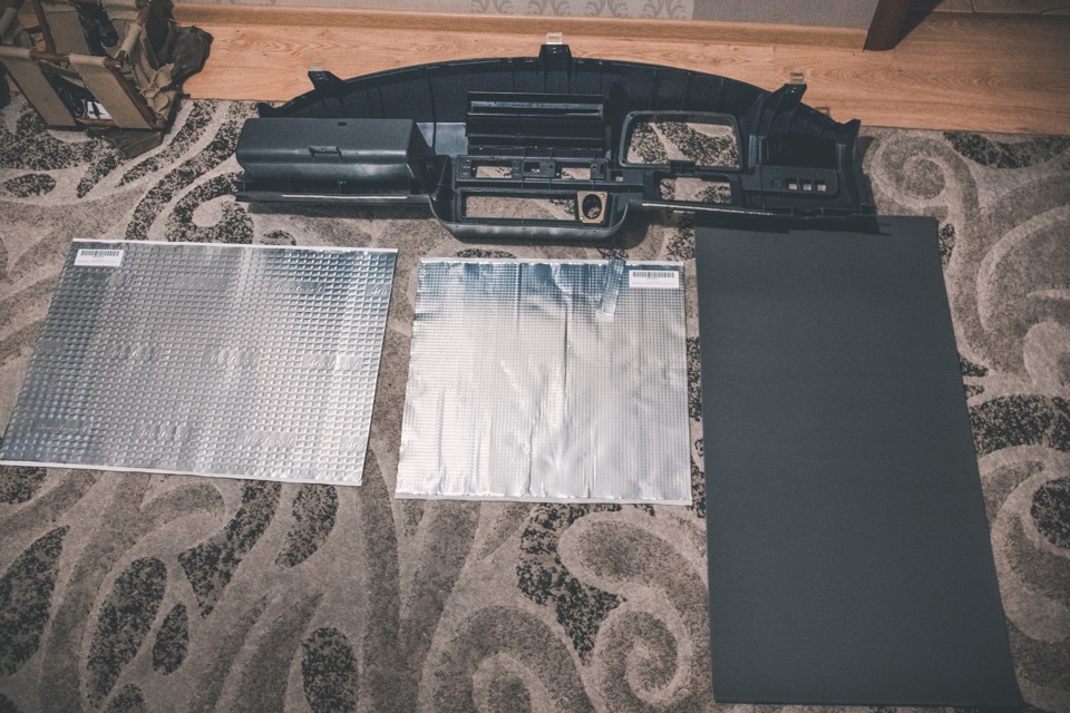 Шумоізоляція торпеди, пічки та купівля нового моторчика на підшипниках 4