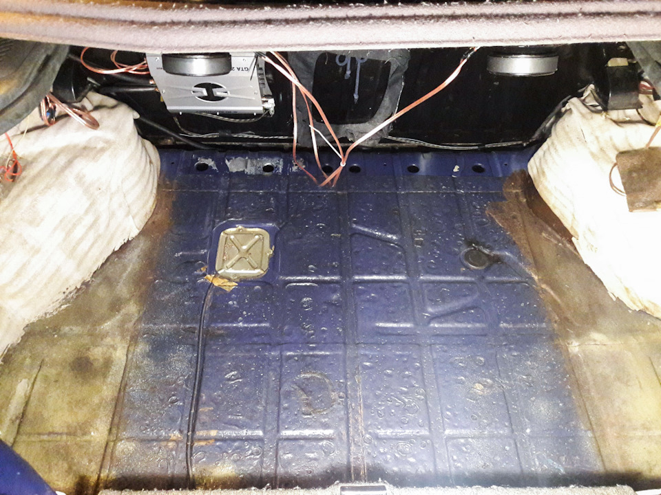 Віброізоляція багажника 5
