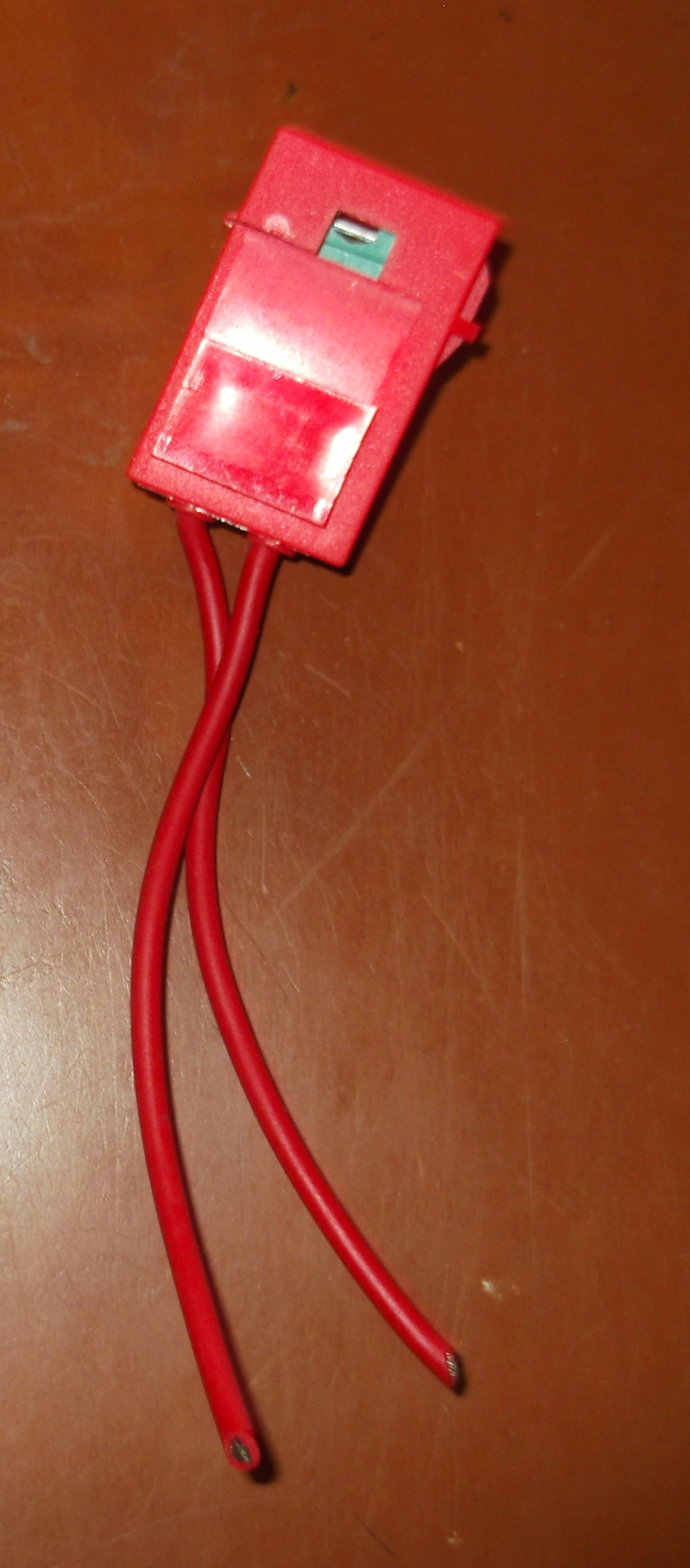 Тізер 5