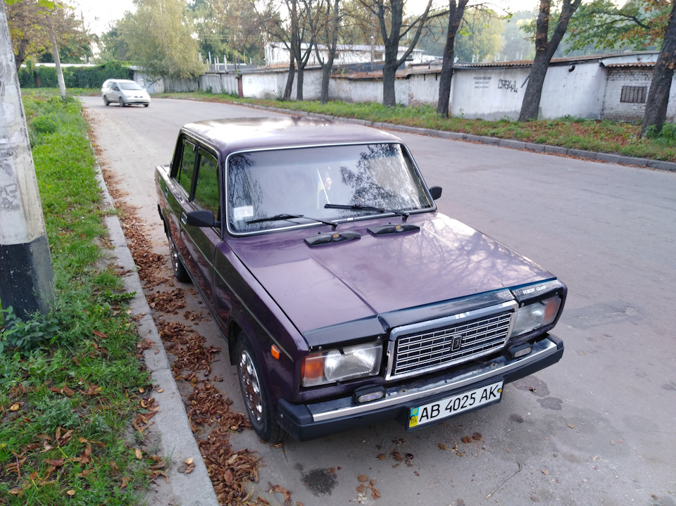 Може кому потрібен ваз 2107?) 1
