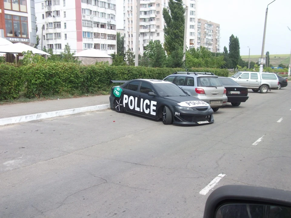 кого на дорозі не зустрінеш...