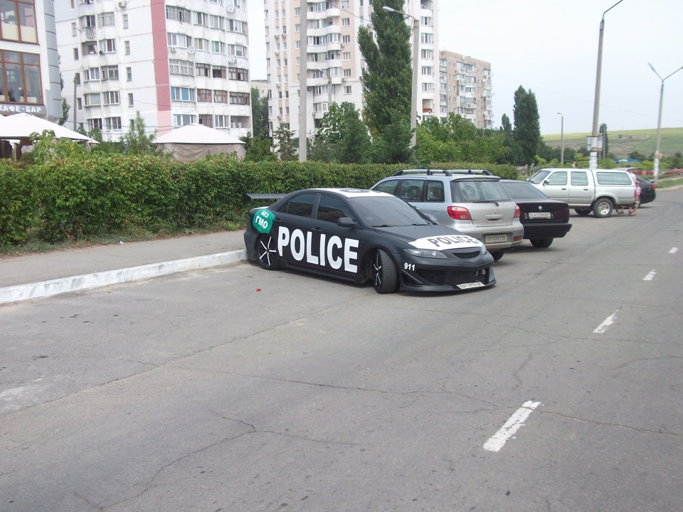 кого на дорозі не зустрінеш... 2