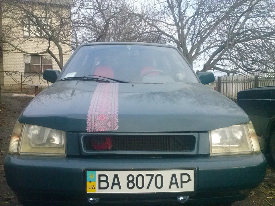 Обклеювання фар оракалом. 1