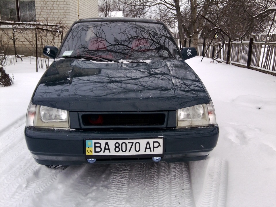 Решітка радіатора 1