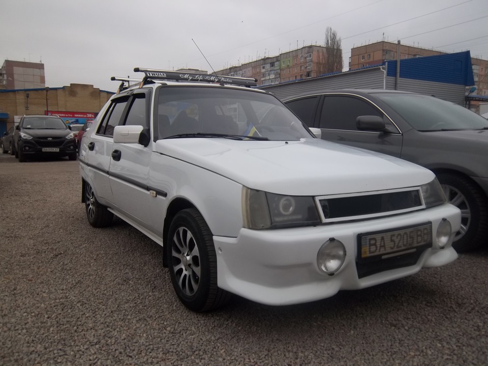 Мийка, наклейка THULE, заміна гуми (Літо) 5