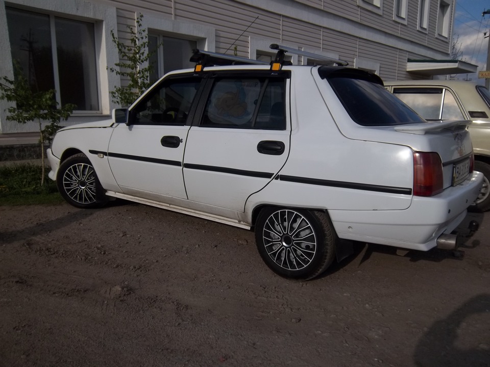 Низький профіль =) 165.60 R14 1