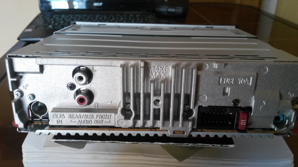 Перехід з Kenwood KDC-BT6144Y на Sony CDX-GT470UM 5