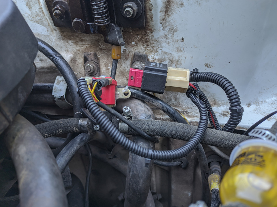 Отже, електробензонасос встановлений))) 3