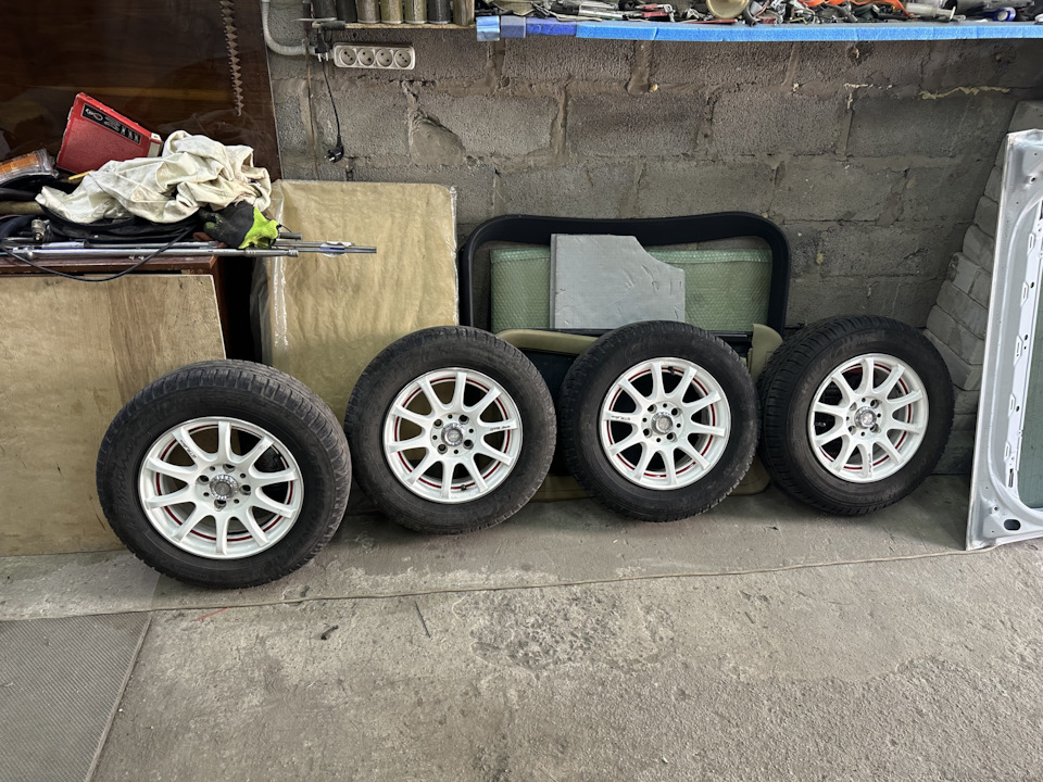 Купив диски з гумою R13 1