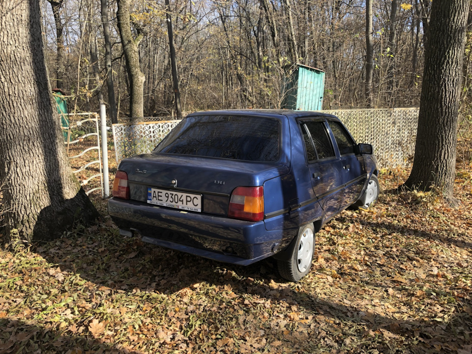Подорож на природу до річки та занедбаних місць 3