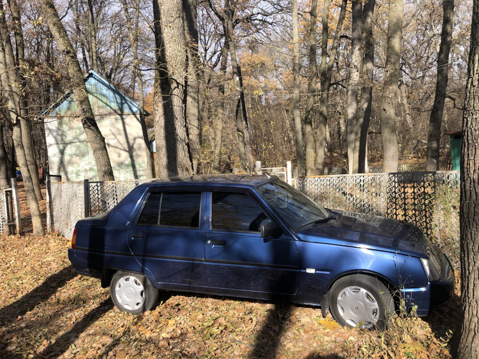 Подорож на природу до річки та занедбаних місць 2