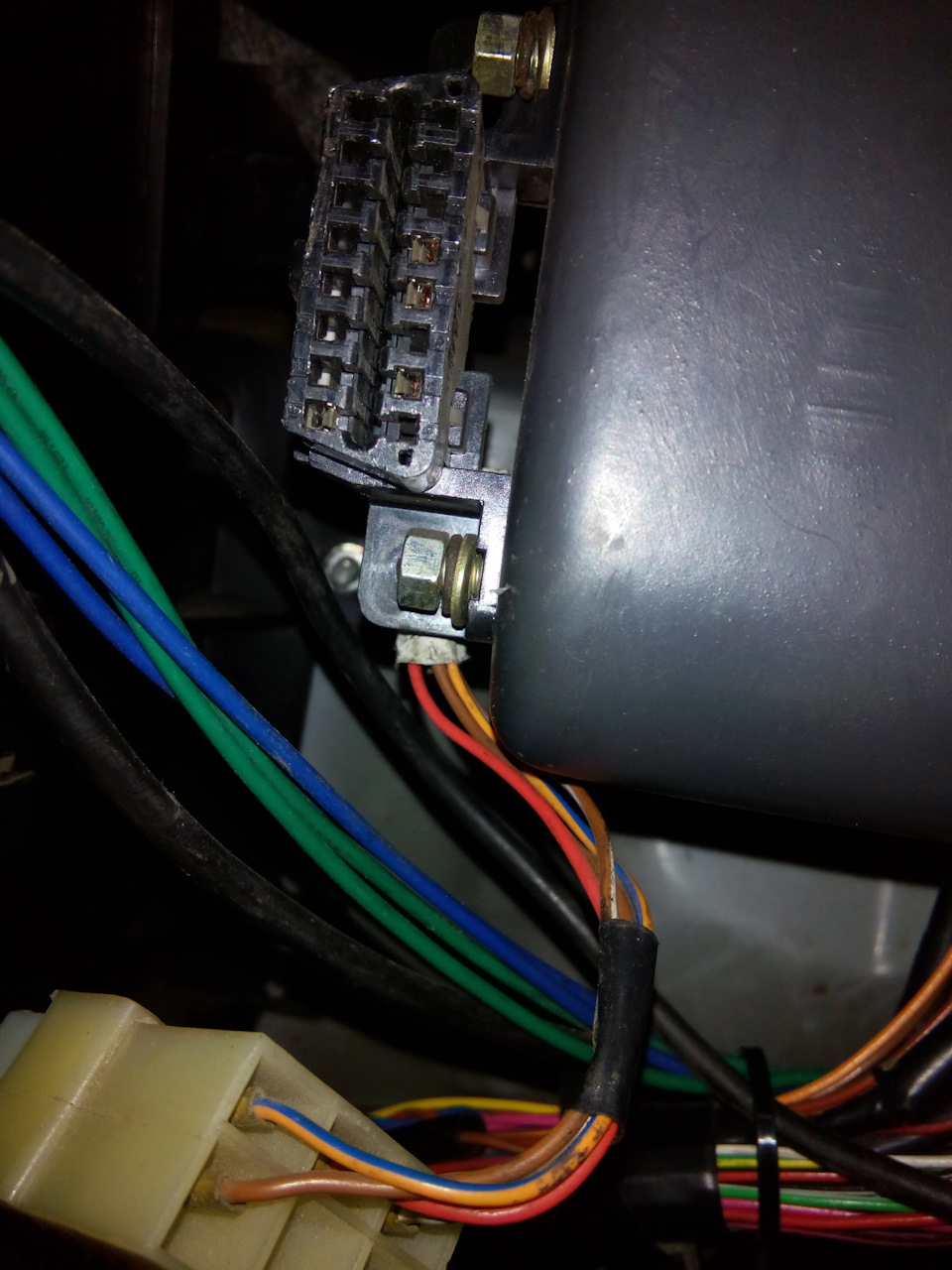 Відновлення колодки діагностики OBD2 3