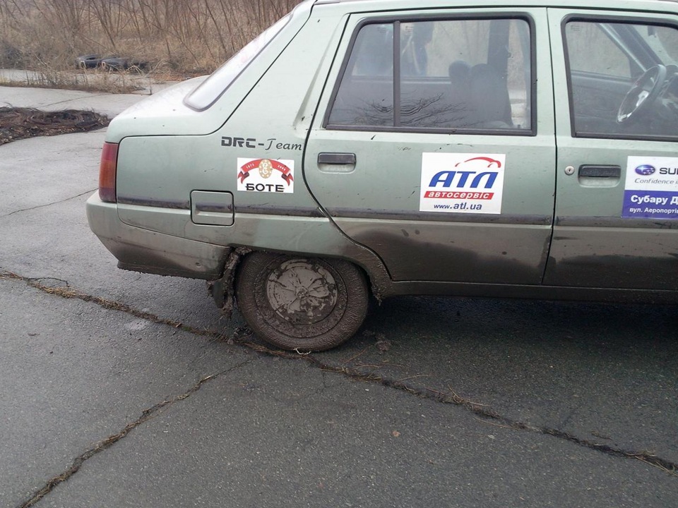 Снігу немає, спалив гуму!) 1