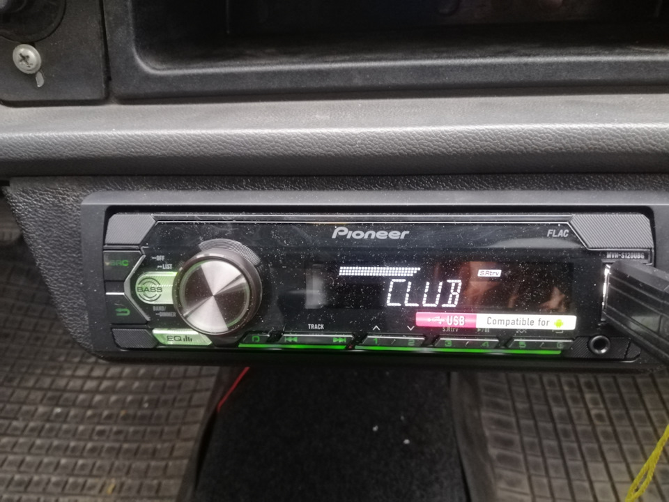 Автозвук початок, (частина 1) PIONEER MVH-S120UBG 1