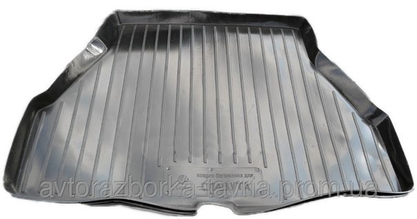 Килимок в багажник 1