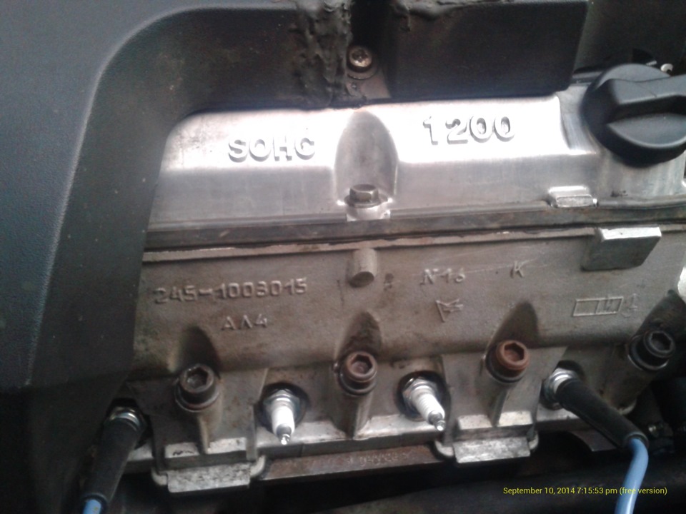 Зміна свічок NGK 4