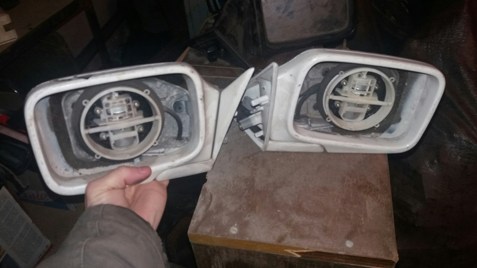 Дзеркала BMW E34 2