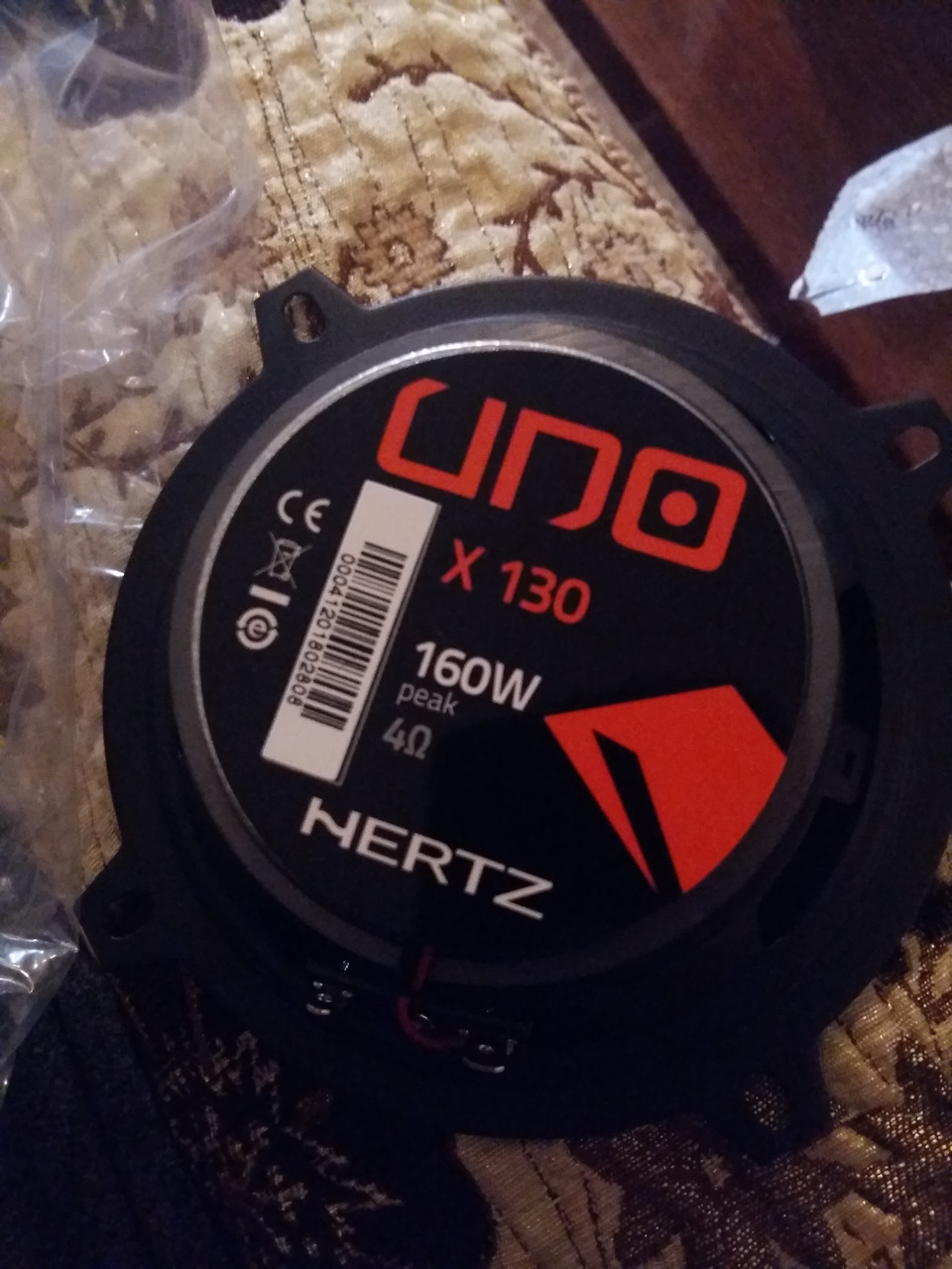 Нова акустика hertz uno x130 1