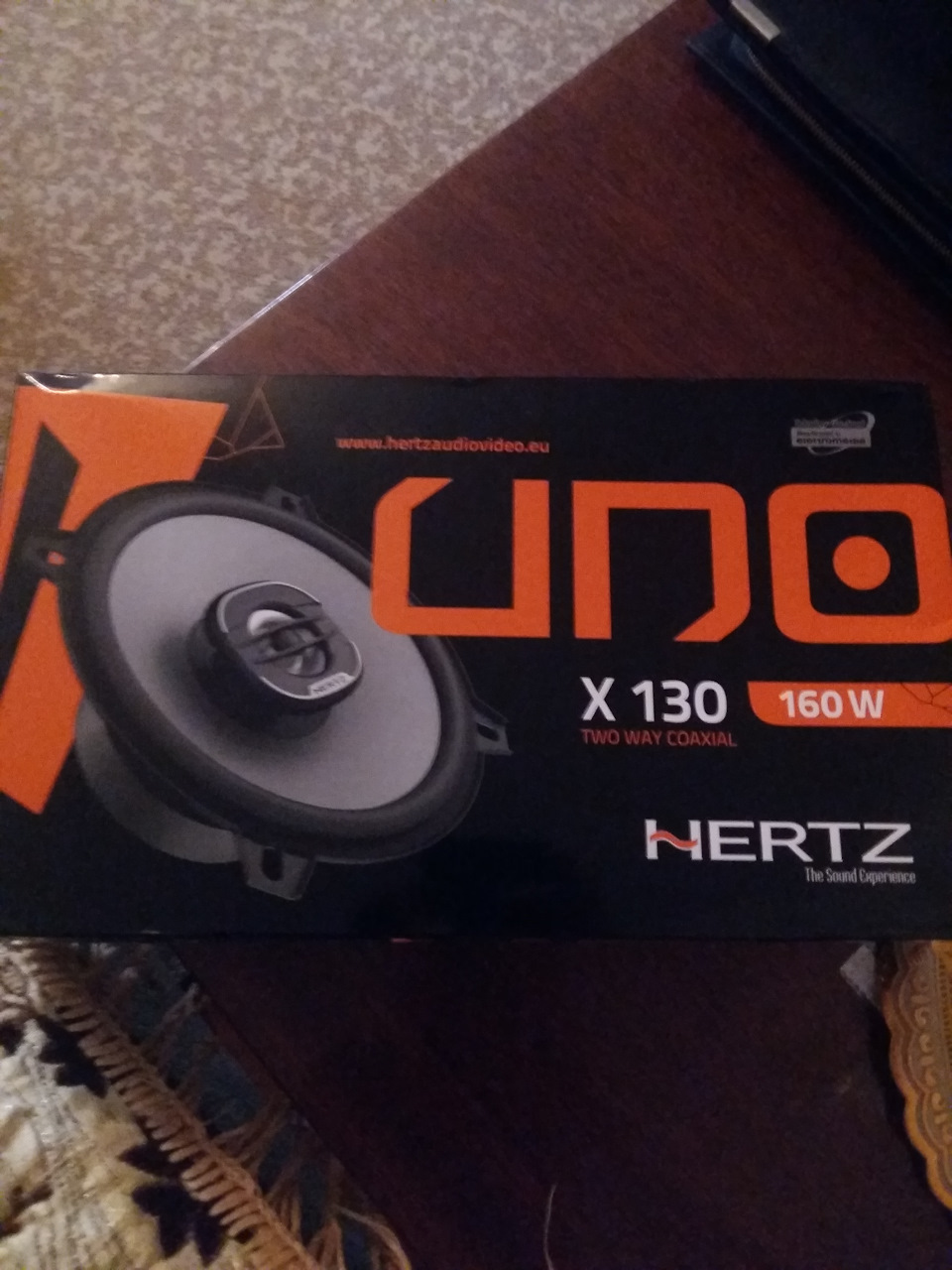 Нова акустика hertz uno x130 4