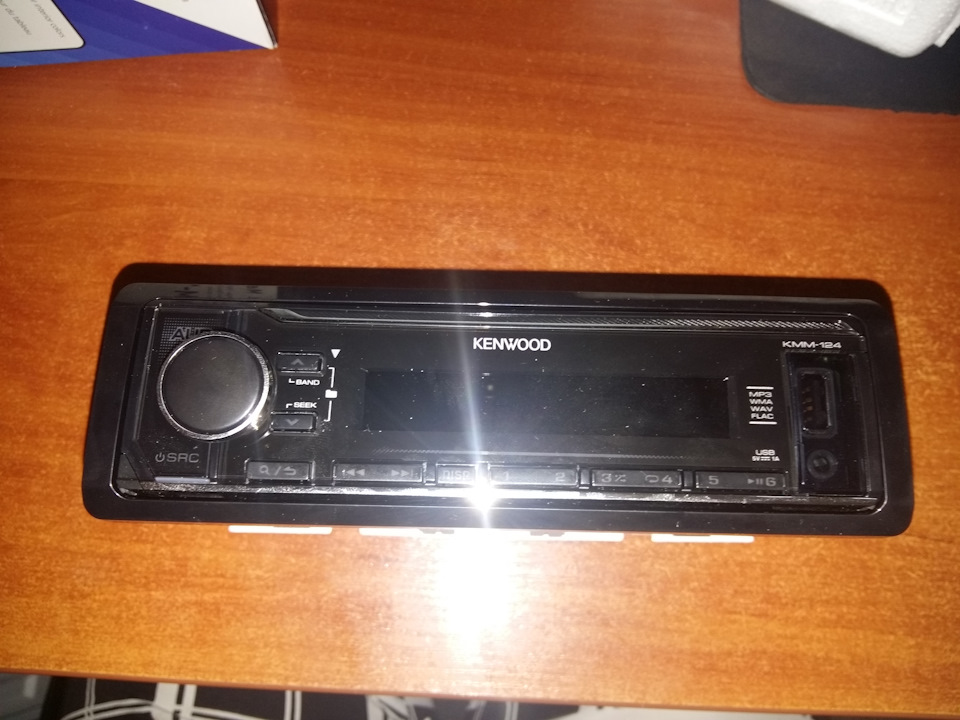 Заміна ГУ на Kenwood KMM-124 3