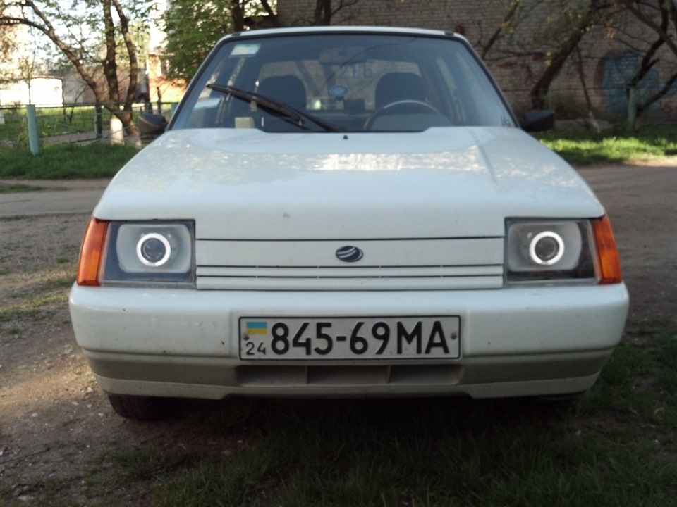 Встановлено ксенон. 1