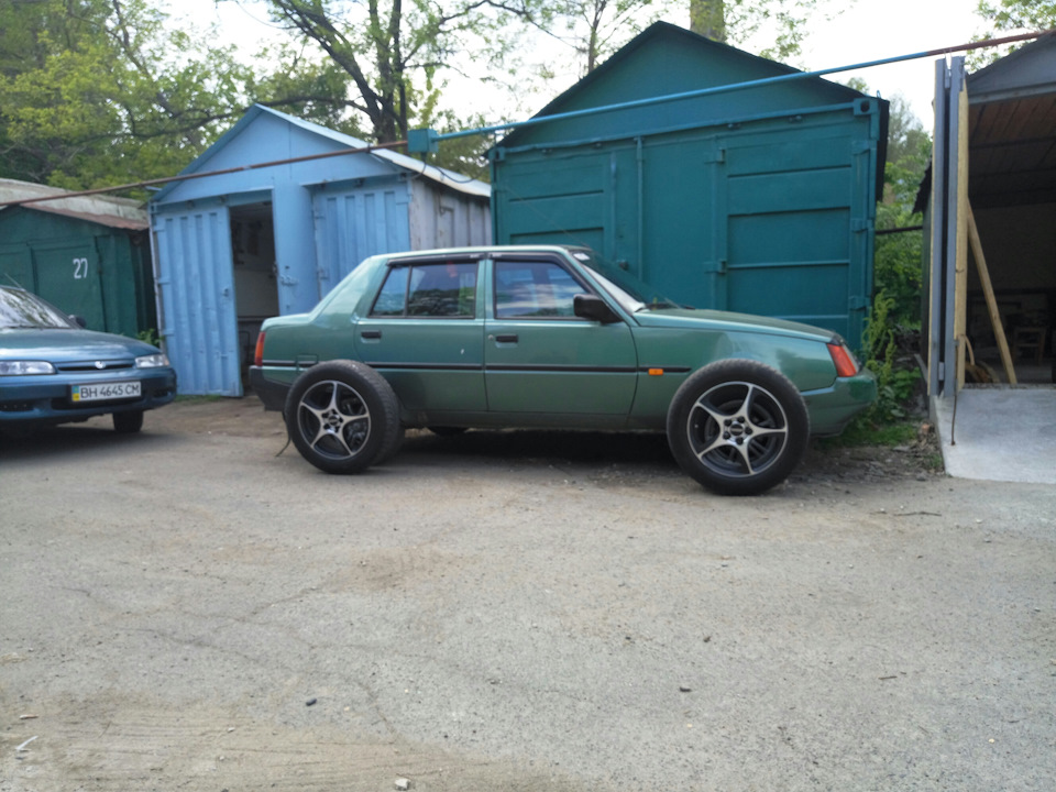 Приміряю гуму з дисками 215/60 R17 1