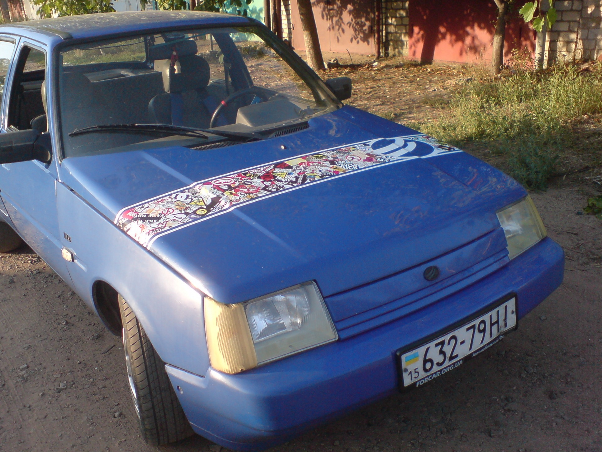 Sticker bombing 2