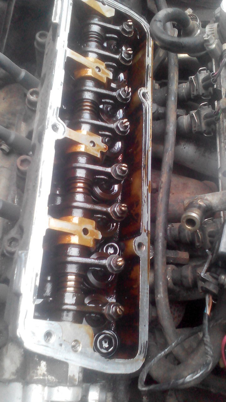 Спостереження за олією Лукойл Супер 3