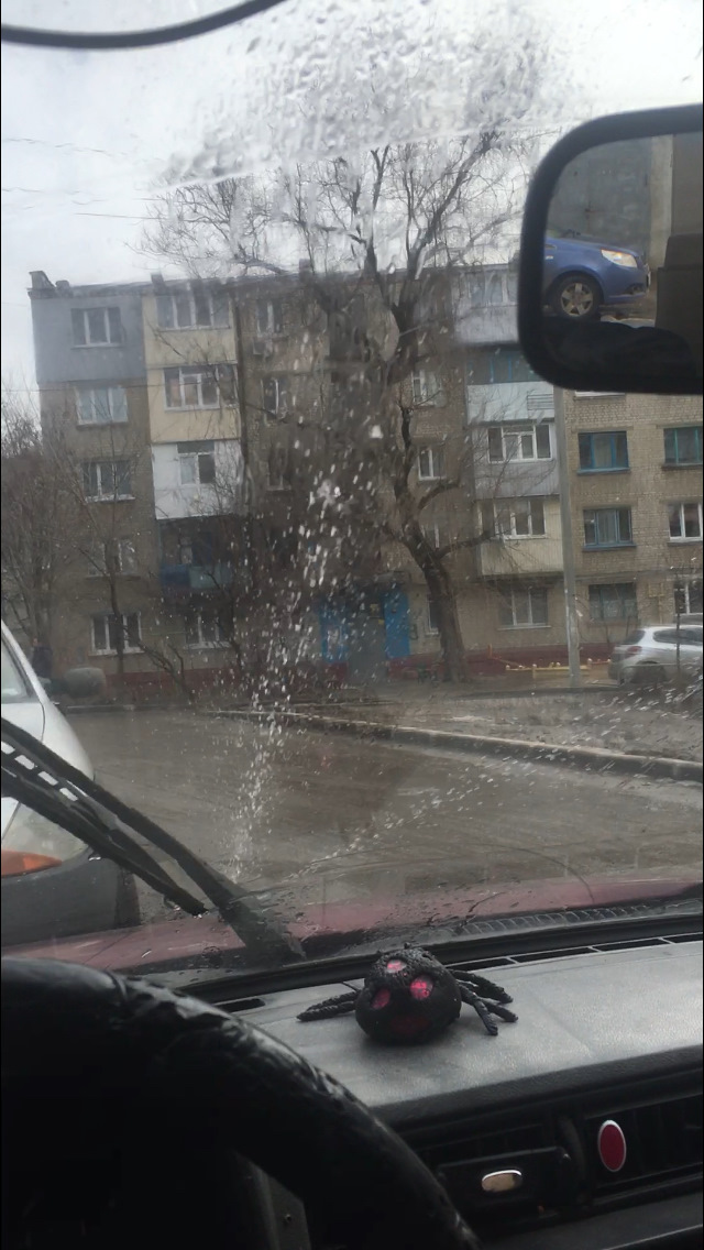 Пішла ремонтувати старт, а полагодила омивач. 2