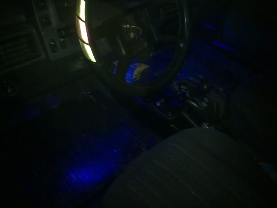підсвічування ніг (Blue) 1