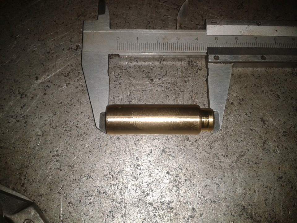Бронзові напрямні клапанів 3