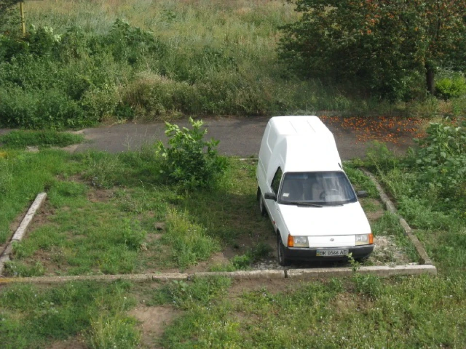 Паркування.