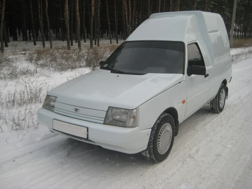 Прогулянка зимовим лісом