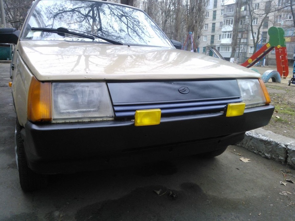 Обновили бампера та ґрати. 3