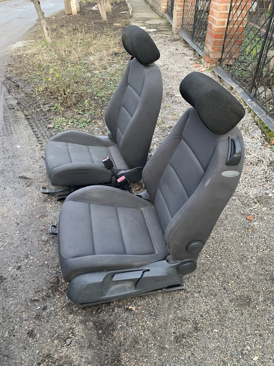 Нові сидіння на заз 965