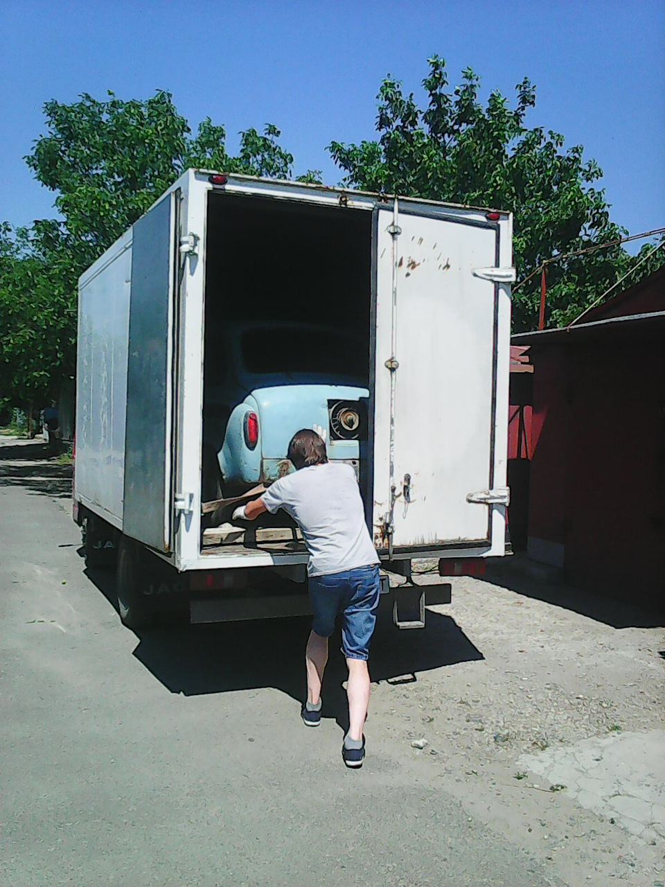 Продав 3